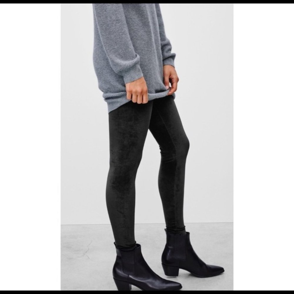 Talula Manhattan Velvet Leggings